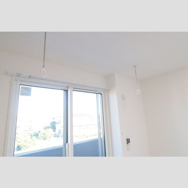 メイプルシャトー 室内物干し金具(洋室6帖)