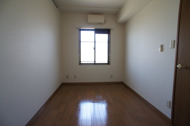 フロイデ勝田台壱番館0302号室 お子さんのお部屋にいかがでしょうか