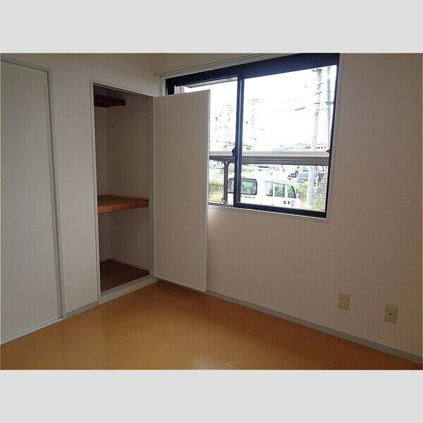 サンヴィラージュA・BA103号室 洋室