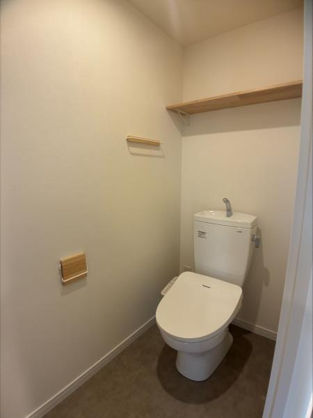 ＥＶＥＲＴＯＷ　Ｃｏｌｏｒｅ　ＳＥＮＧＥＮＤＡＩ1階 トイレ