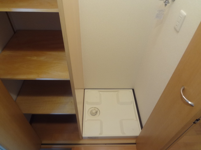 ラフィーネ0206号室 防水板