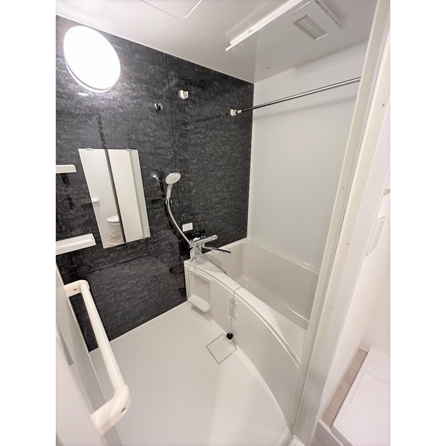 SOLASIA residence南大塚0102号室 お風呂