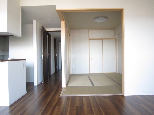 プラウド藤沢イースト リビング