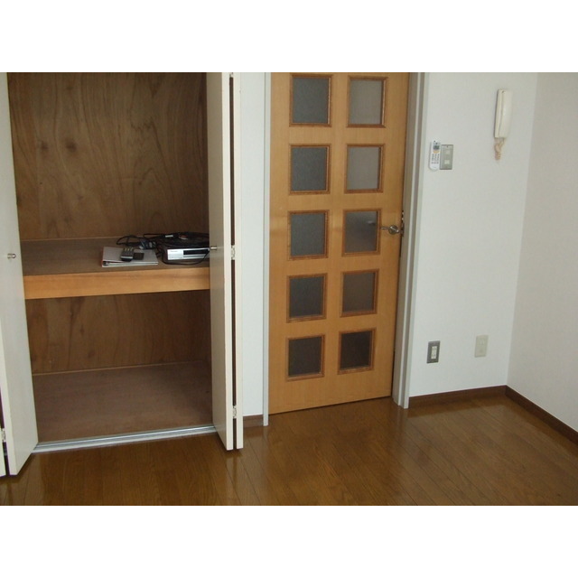 コーポアゼリア リビング