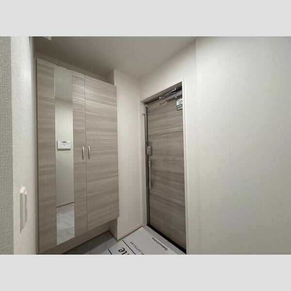 セレスティア扇Ⅲ302号室 玄関