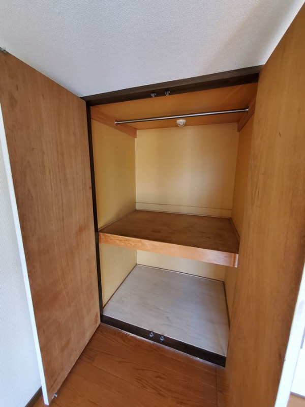 第6シティハイム 収納