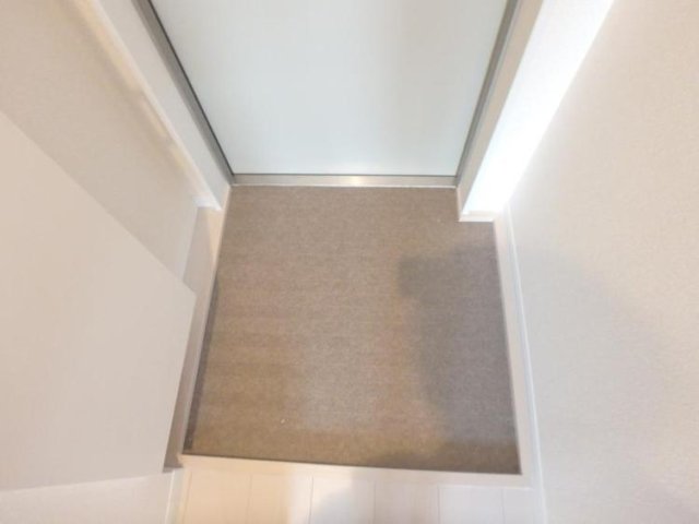 ポールフラッグ木場 玄関