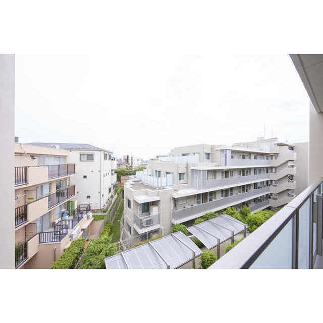 Brillia 宮前平　Hillside 内観