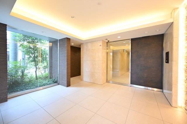 ＴＡＳ田園調布レジデンス2階 エントランス