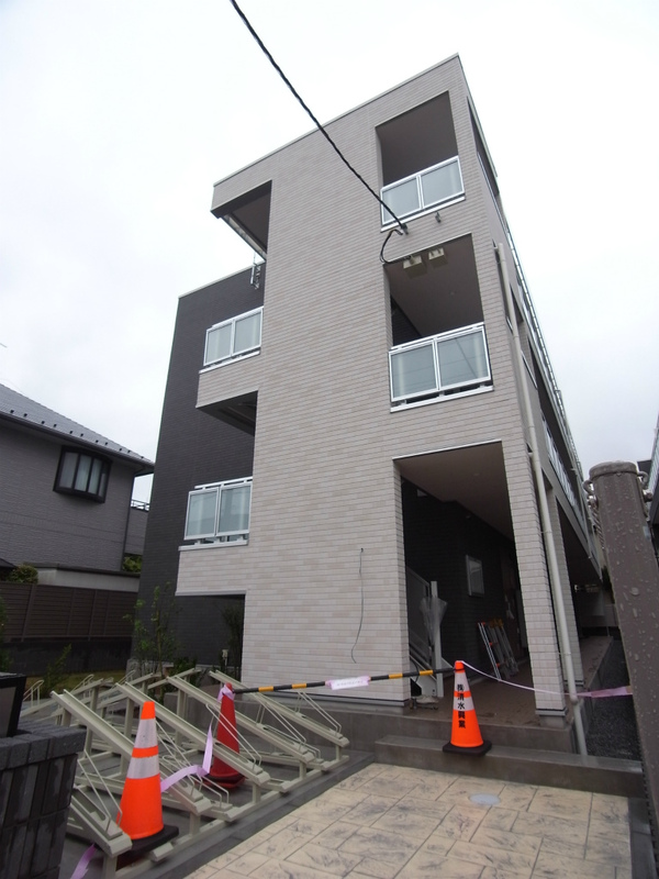 リブリ・コルージャ 外観