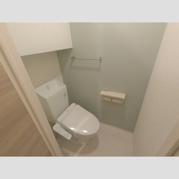 セレスティア大谷田 温水洗浄便座付きトイレ