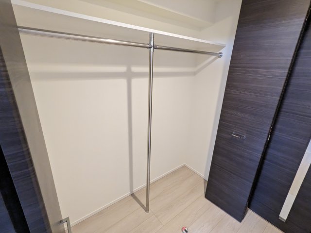 レグゼ王子神谷503号室 収納