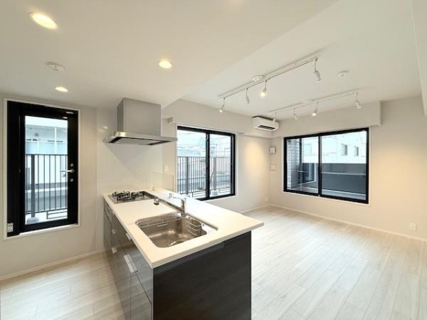 Ｌａ　Ｐｅｒｌａ　Ｎａｋａｎｏ3階 リビング