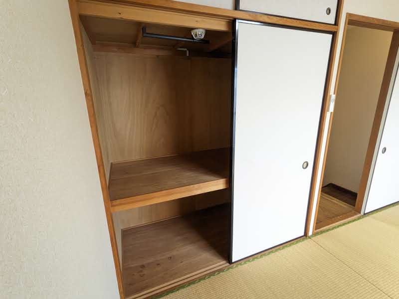 エクセレンス宮崎11号室 収納