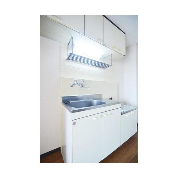 メゾン稲城301号室 キッチン