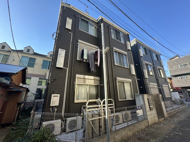 グランジュテ武蔵白石302号室 外観