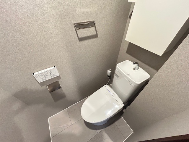 レジディア中延8階 トイレ