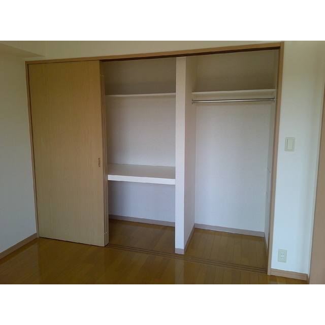 ベェルヴェル稲城 内観