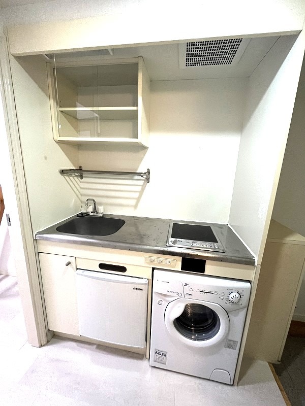 ダイニチ館　Ｆ－２７(F-027)1階 キッチン