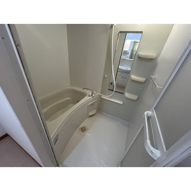 リュミエール・ガーデン306号室 お風呂