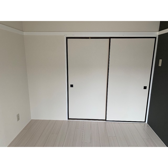 第一登美ビル 内観