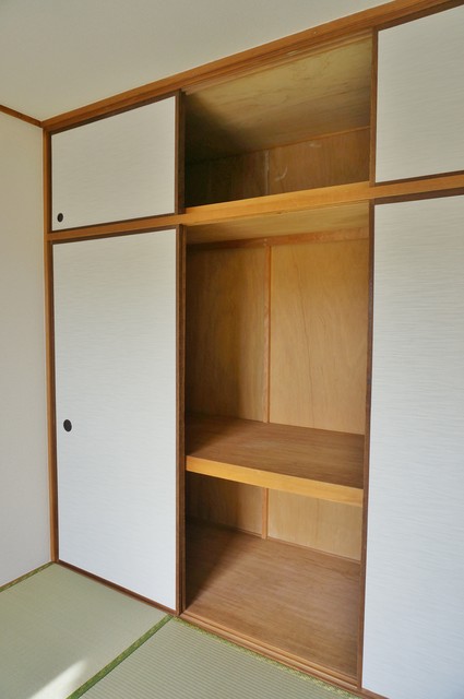 エスポワール名瀬 和室　押入　※現況優先