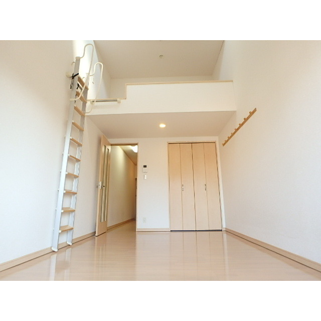 グランルージュ 内観