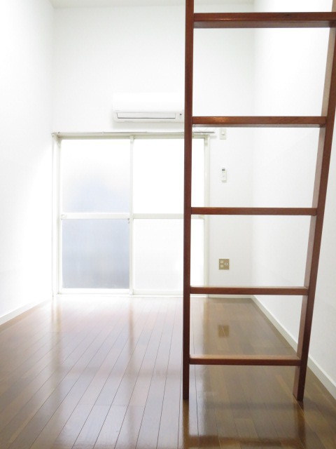 カルタス２１日吉1階 リビング