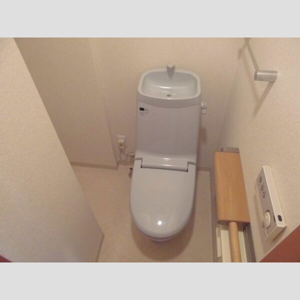 レリシェス日本橋 暖房便座