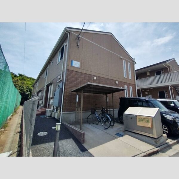 アンジュール芝山の外観画像