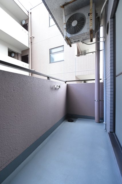 スカイノブレ川崎柳町 バルコニー