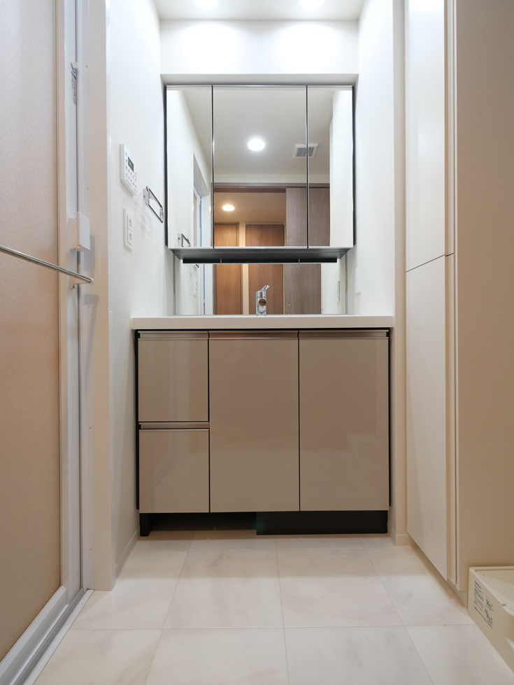 オーパスレジデンス中板橋9階 内観