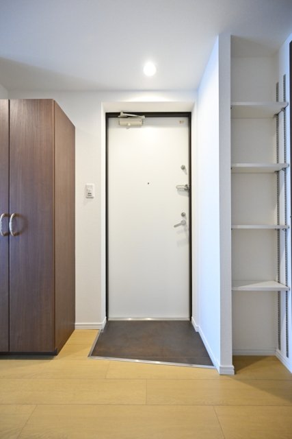 ＫＩ－ＦＬＡＴ永福町3階 玄関