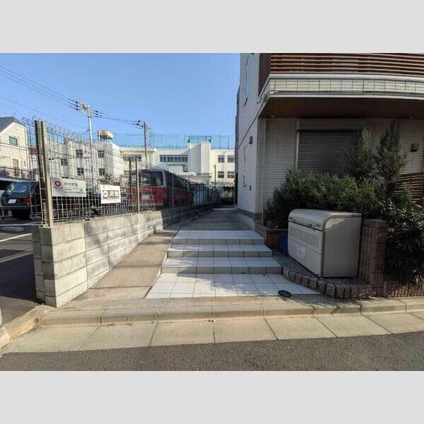 Chou　Chou202号室 エントランス