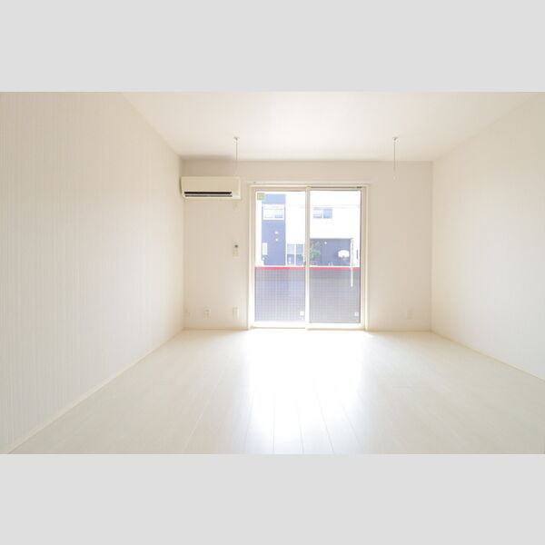 アンリシール・レイク102号室 洋室