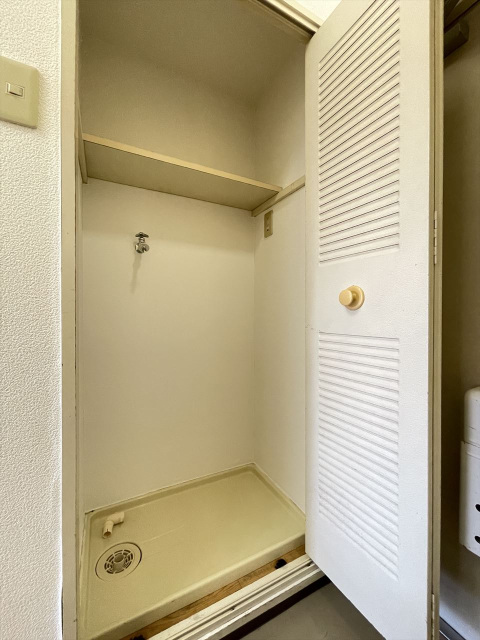 スカイコート鶴見第4 洗濯機置き場