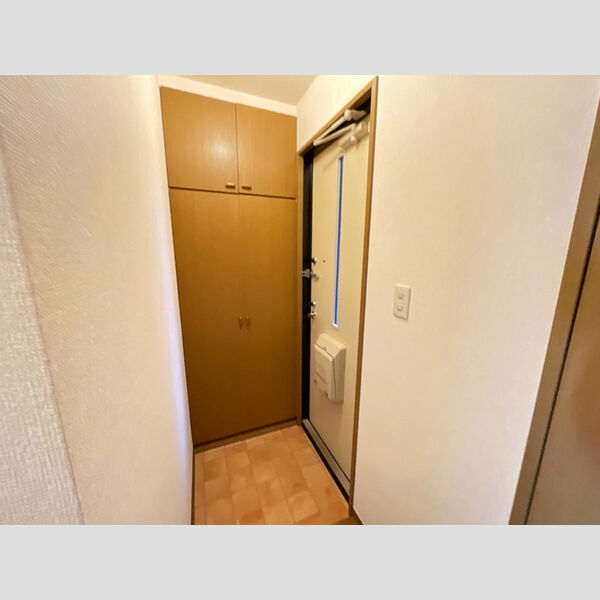 パルシャルマン　ABCB101号室 玄関