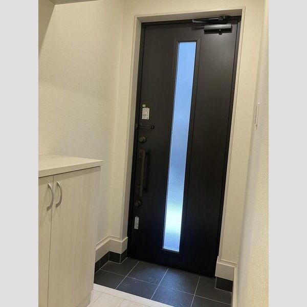 リーブルファイン志木上宗岡102号室 玄関