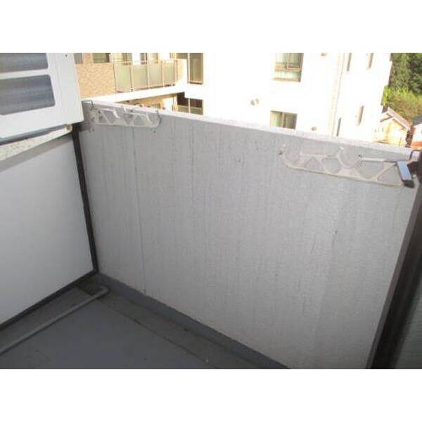 ライオンズプラザ新横浜0802号室 バルコニー