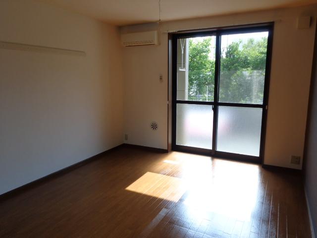 エスポアール 洋室