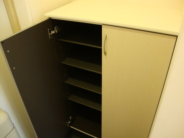 ラ・カヨーサ 下駄箱