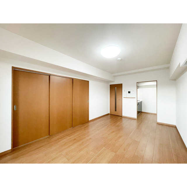 アーバハイツ六町環七北通り0506号室 リビング