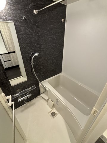 ミリアレジデンス根岸柳通り405号室 お風呂