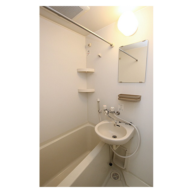 アドヴァンス石雅 内観