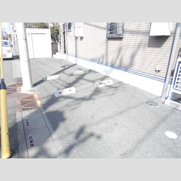 クレール和ヶ原 駐車場