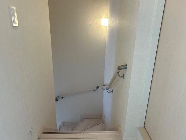 ホクレア202号室 廊下