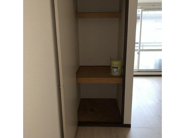 メゾン・パストラル2階 収納