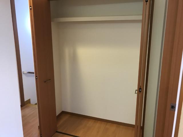 ネオハイム クローゼット