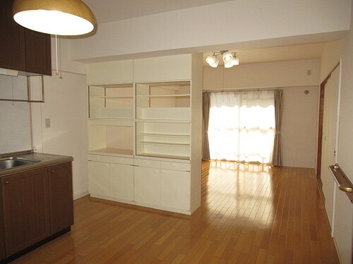 グリーンコーポ川口 リビングダイニング