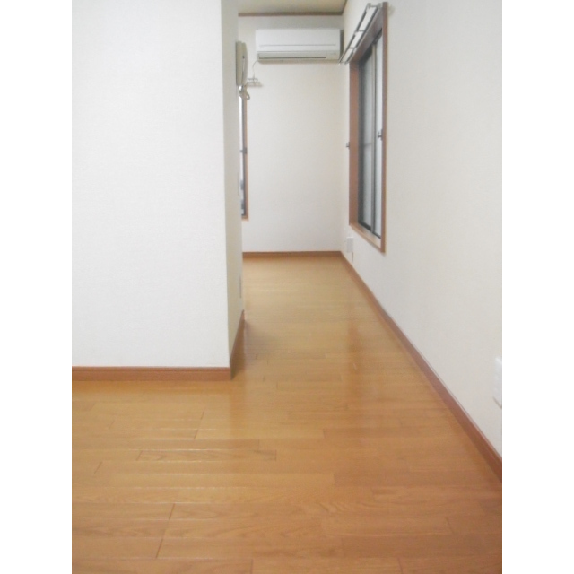 アイナハイム 内観